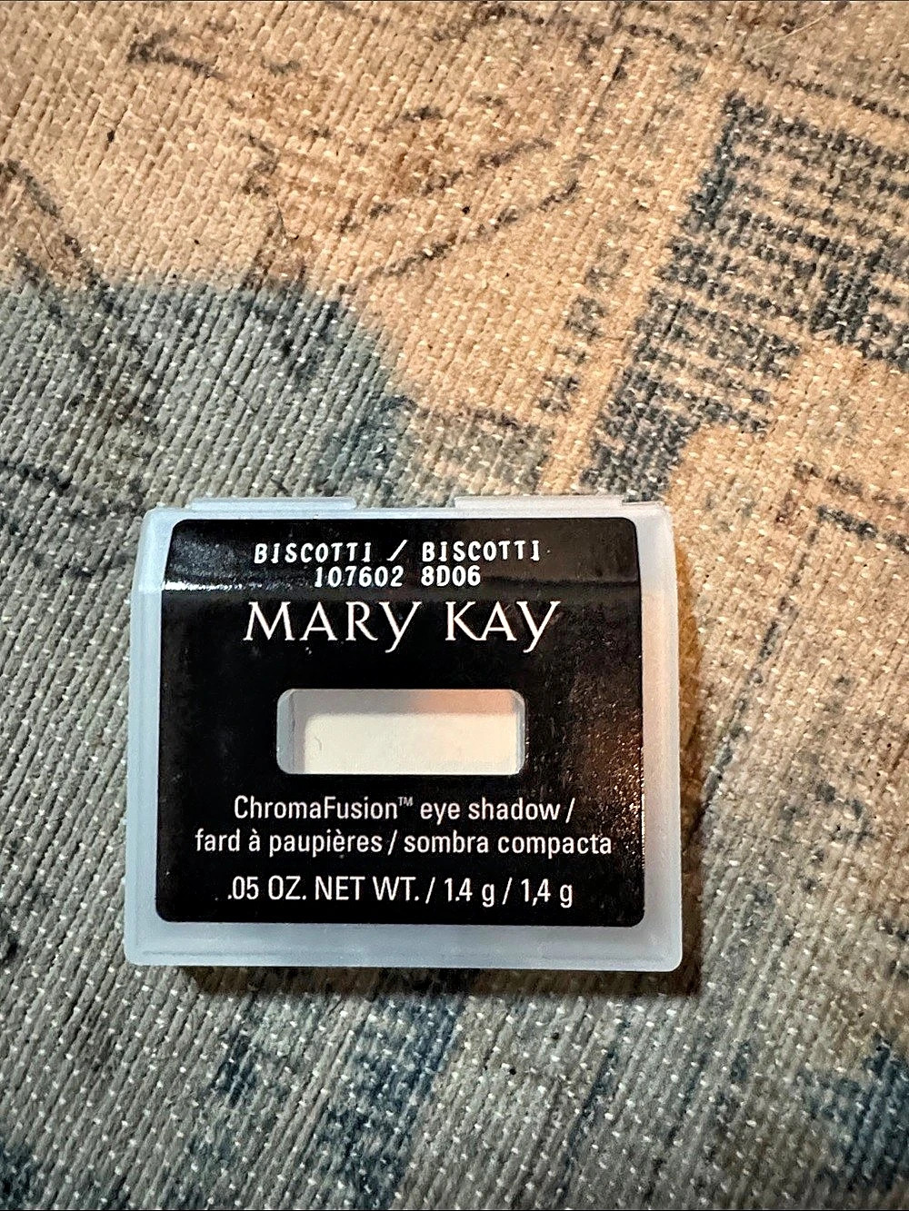 Mary Kay ChromaFusion Eyeshadow Biscotti Single Eyeshadow in Beige NWT